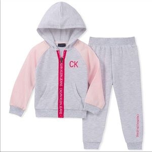 Girls Calvin Klein 2 piece set